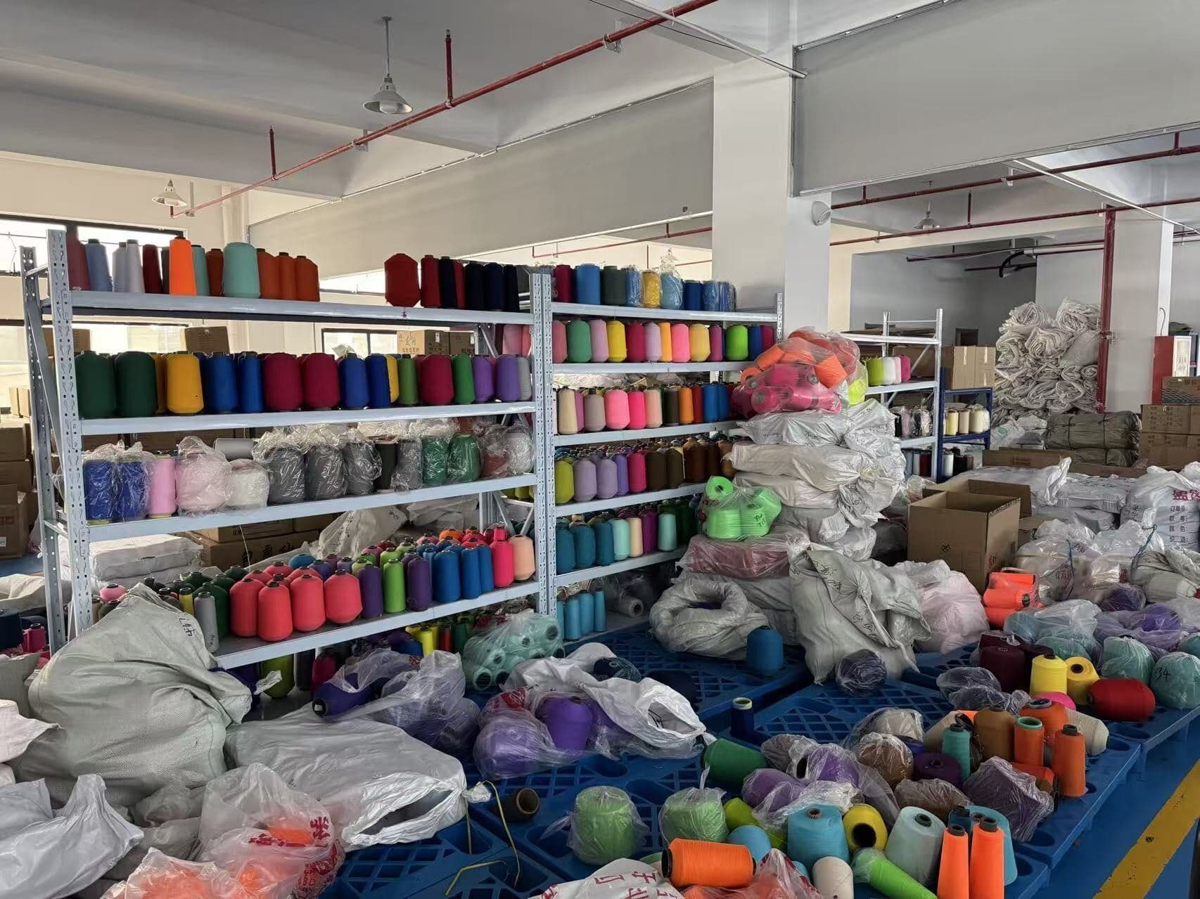 Yarn and materials warehouse